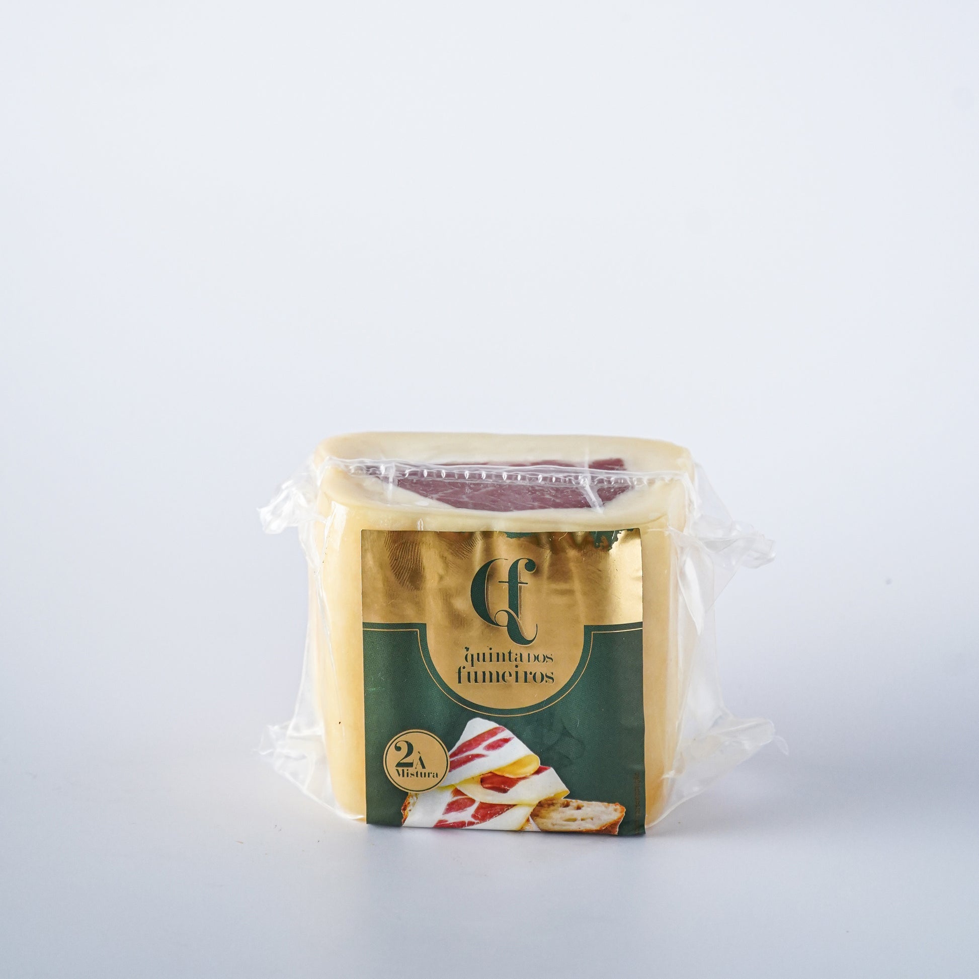 Cachaço com Queijo Senras 700g
